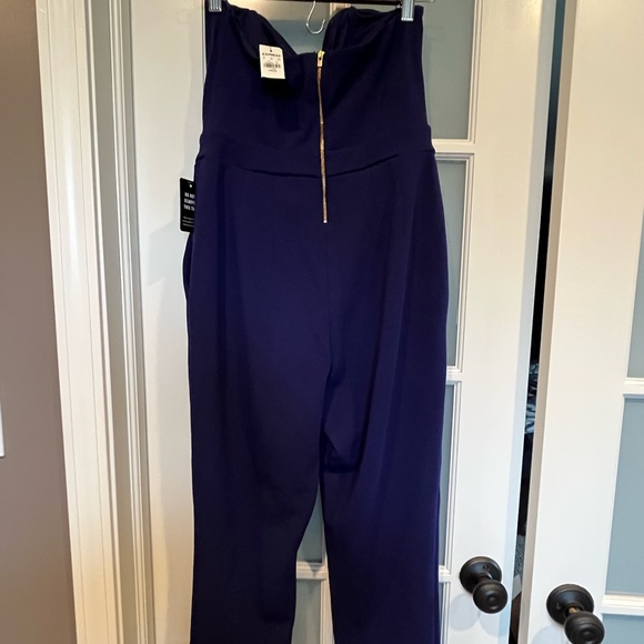 Elegant Women's Jumpsuit in Deep Blue - Picture 2 of 3